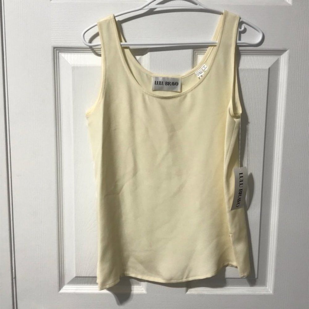 NEW Lulu Bravo Tank Top & Skirt Set